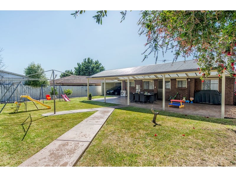 13 Parkes Avenue, Woodcroft SA 5162