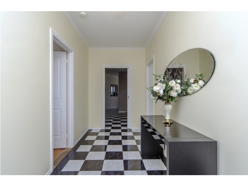 6 Harbour Drive, Seaford Rise SA 5169