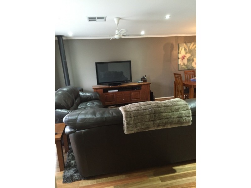 9 Kingsbridge St, Morphett Vale SA 5162