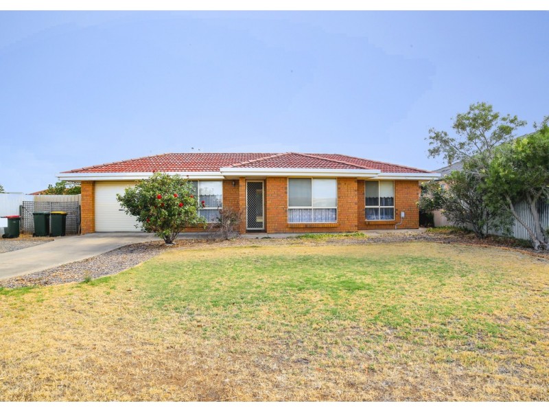 9 Heathersay Avenue, Aldinga Beach SA 5173