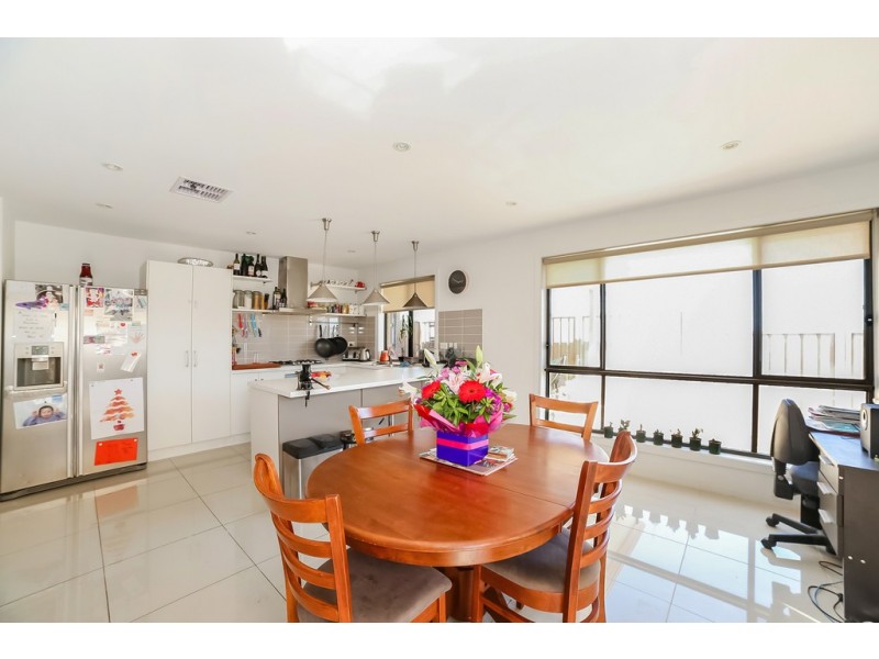 4 Woodrose Court, Huntfield Heights SA 5163