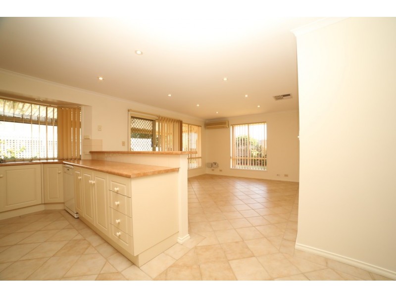 7 Southsea Way, Moana SA 5169