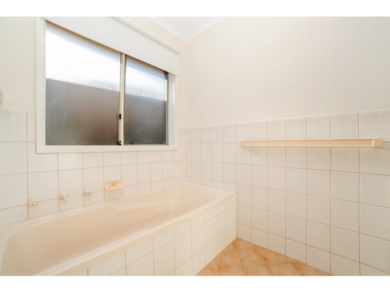 7 Southsea Way, Moana SA 5169