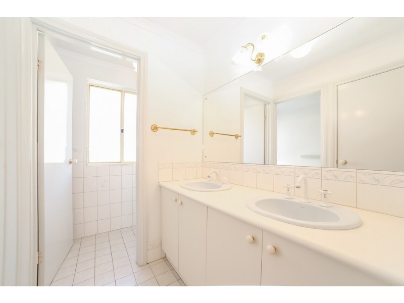 9 Poplar Walk, Seaford SA 5169