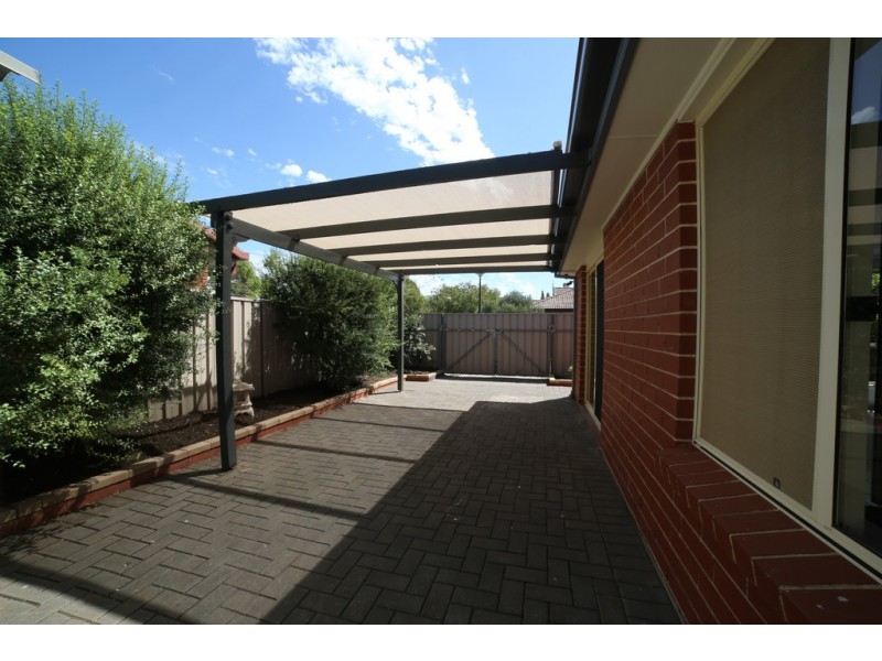 9 Poplar Walk, Seaford SA 5169