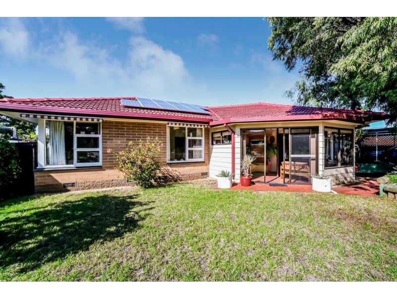 8 Diamond Street, Morphett Vale SA 5162