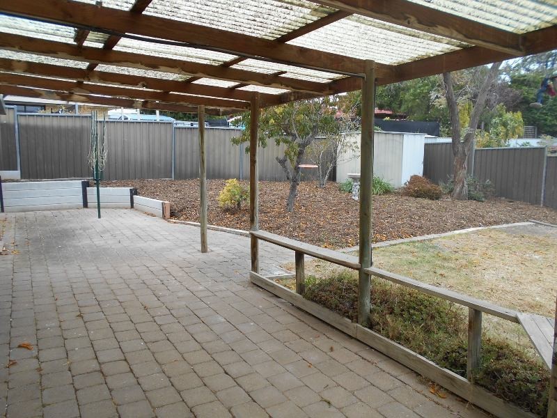 42 CAPELLA DRIVE, Hallett Cove SA 5158