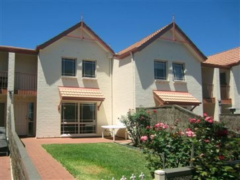 5 246 TRIMMER PARADE, West Lakes SA 5021