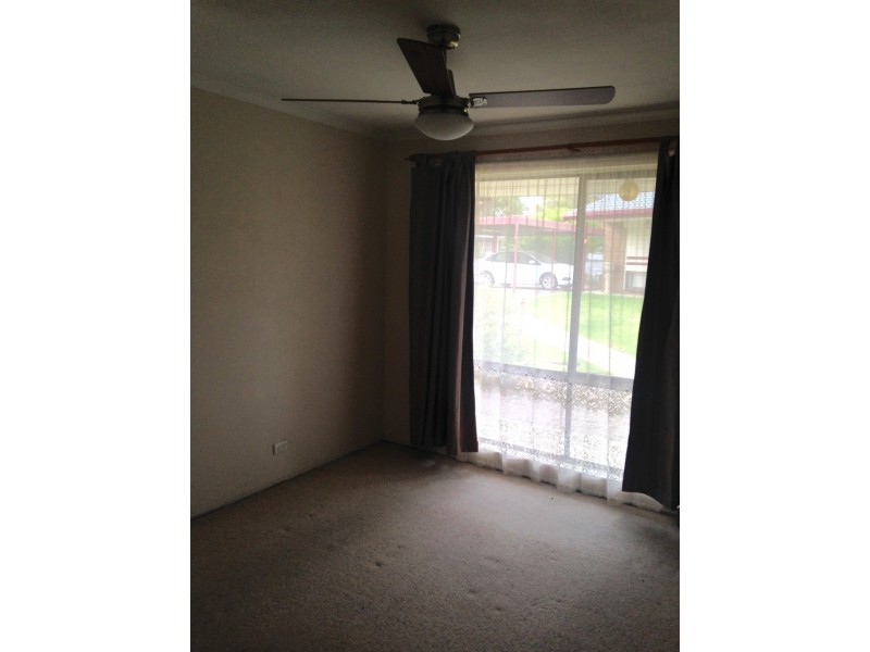 5 54 WHEATSHEAF ROAD, Morphett Vale SA 5162