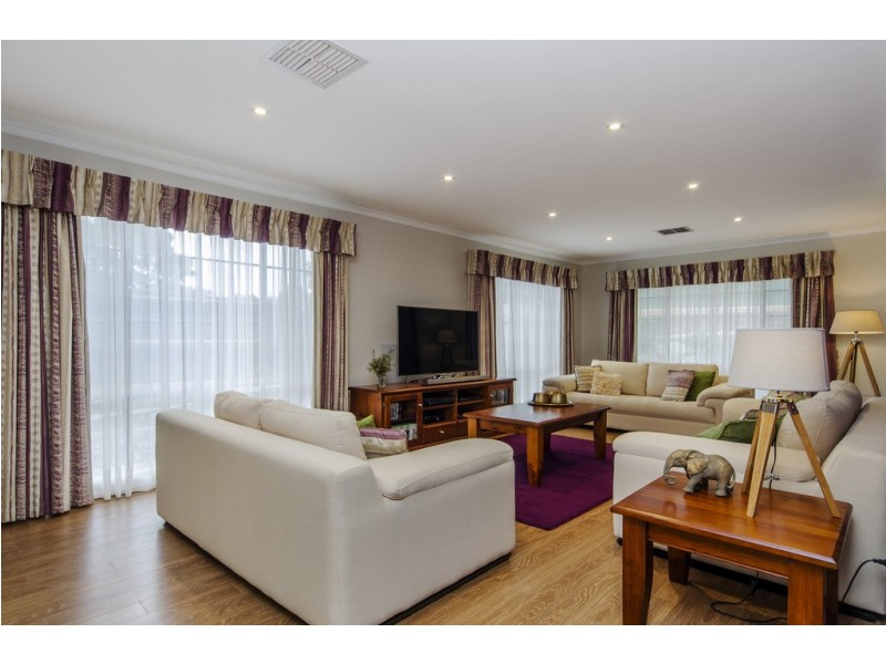 3 Harriet Street, Woodcroft SA 5162