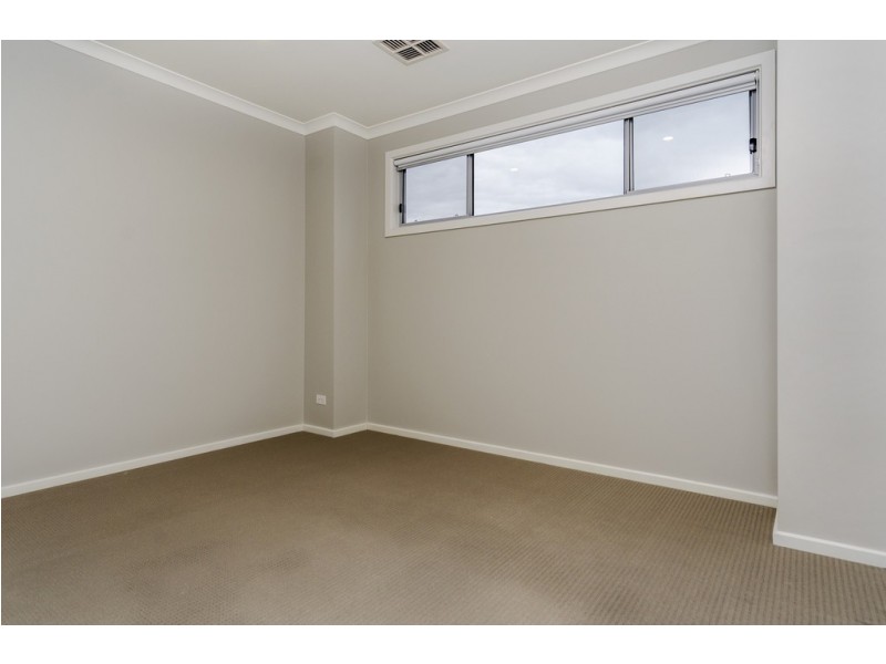 5,10 Commercial Road, Port Noarlunga South SA 5167