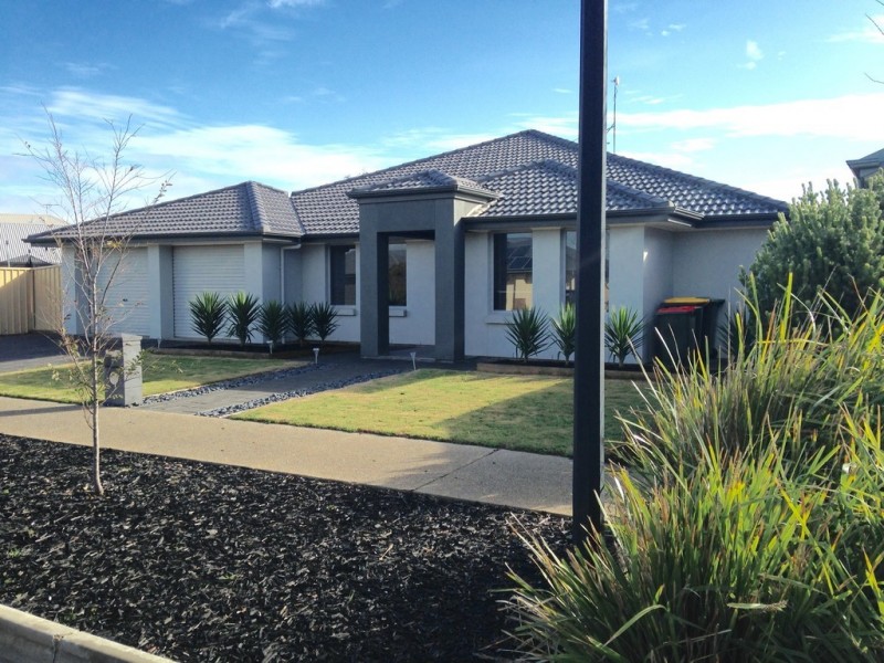 7 KNOLL AVENUE, Aldinga Beach SA 5173