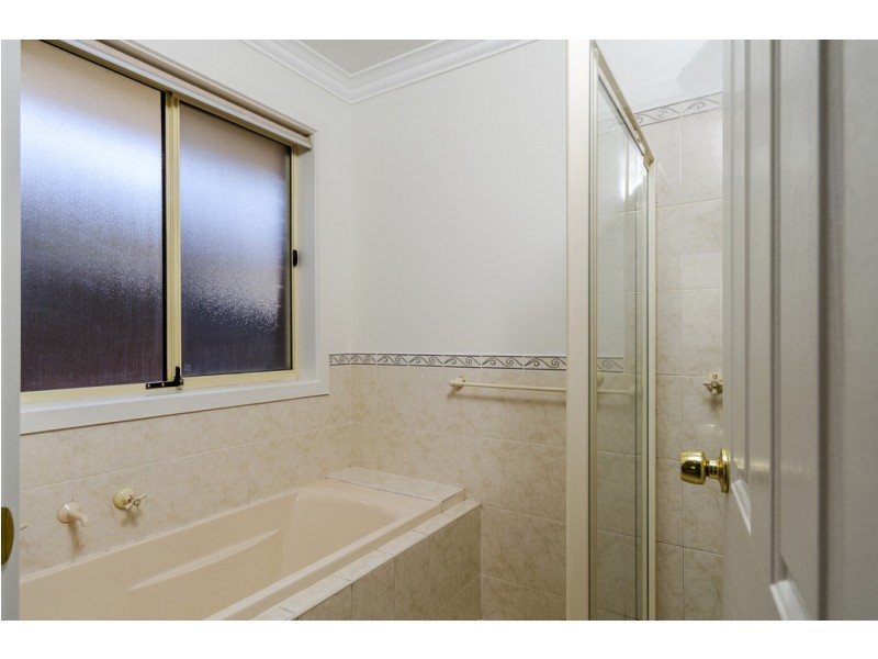 14 East Parkway, Andrews Farm SA 5114