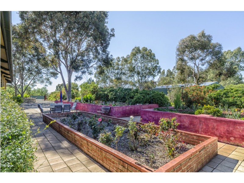 102 ELWOOD ROAD, Macdonald Park SA 5121