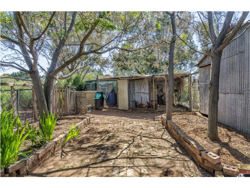 102 ELWOOD ROAD, Macdonald Park SA 5121