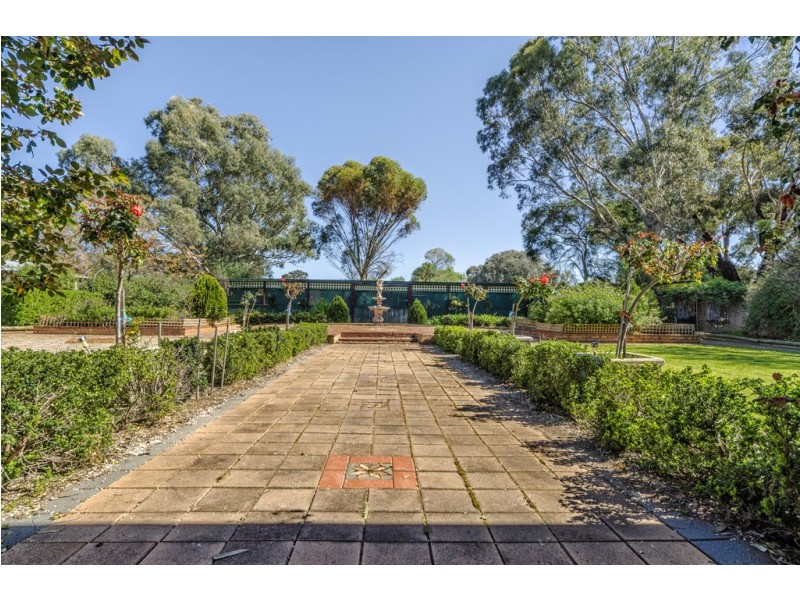 102 ELWOOD ROAD, Macdonald Park SA 5121