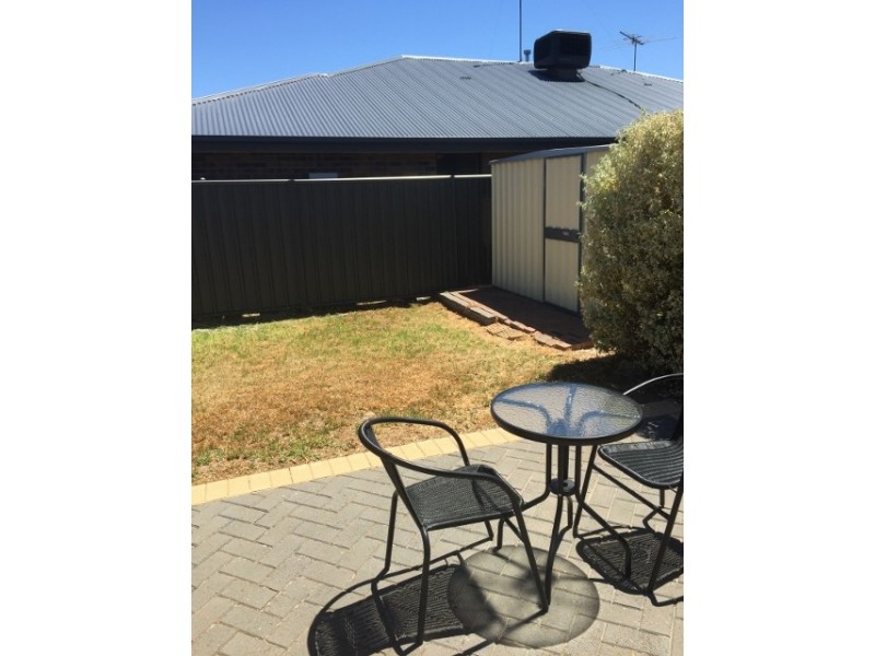 112 Lakeside Drive, Andrews Farm SA 5114