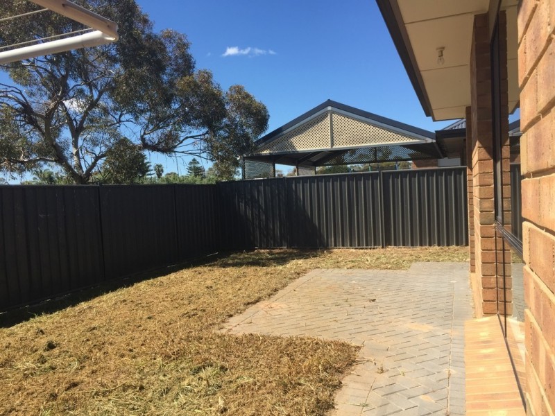 119 Lakeside Drive, Andrews Farm SA 5114