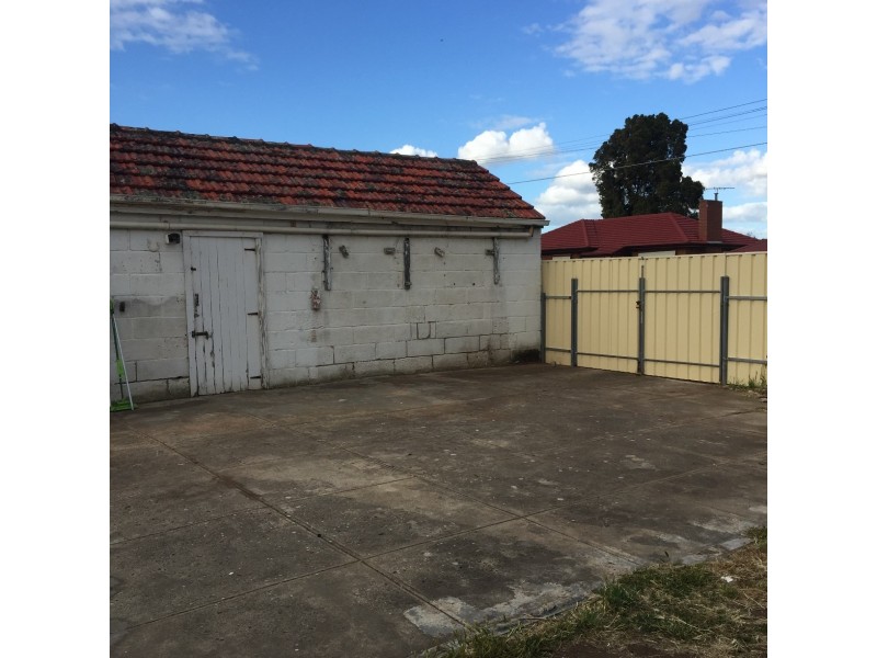 70 Leslie Avenue, Blair Athol SA 5084