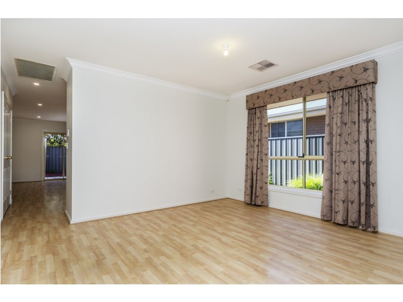 14 East Parkway, Andrews Farm SA 5114