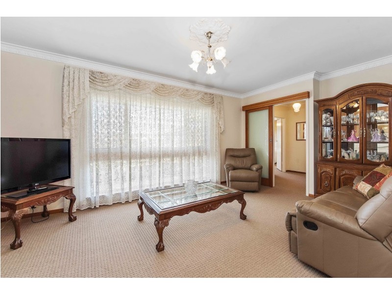 33 Troon Avenue, Seaton SA 5023