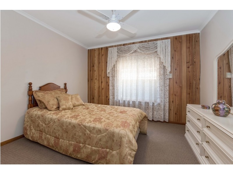 33 Troon Avenue, Seaton SA 5023