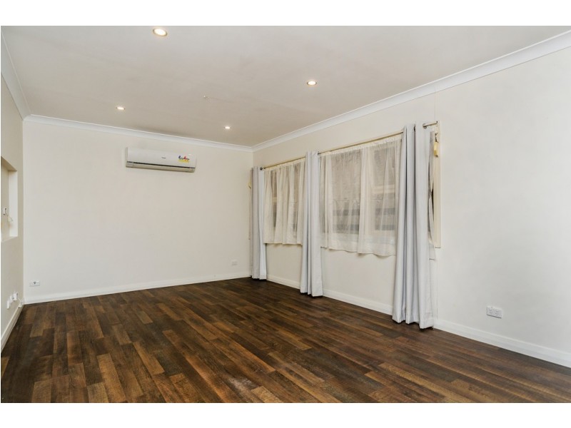 12 Parkinson Street, Elizabeth Downs SA 5113