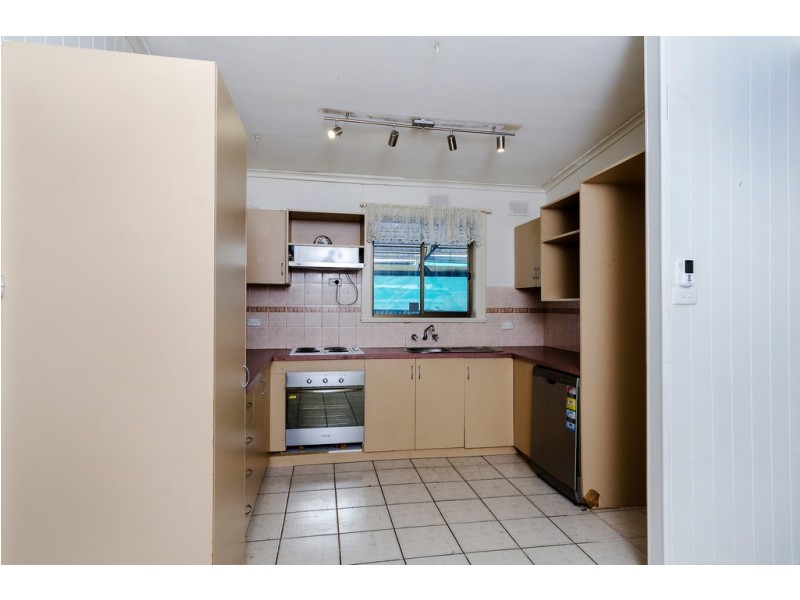 12 Parkinson Street, Elizabeth Downs SA 5113