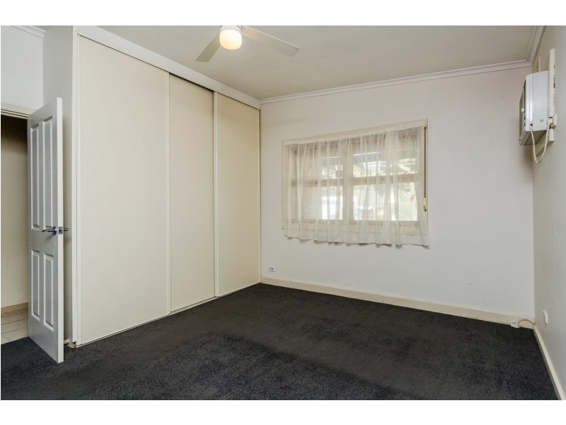 12 Parkinson Street, Elizabeth Downs SA 5113