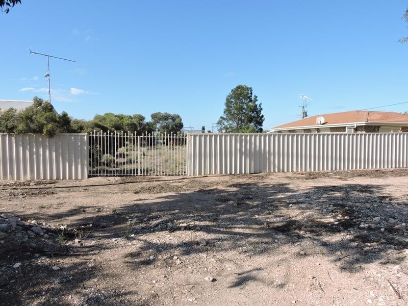 11 Egerton Street, Blanchetown SA 5357