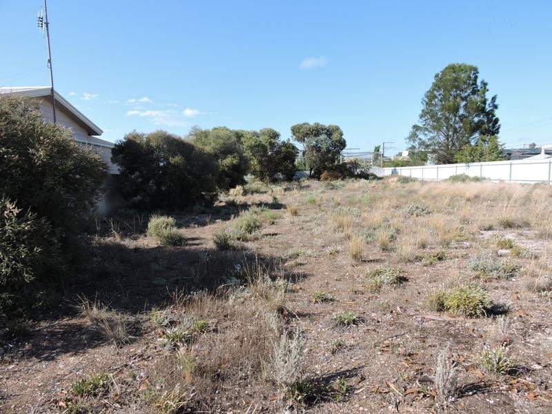 11 Egerton Street, Blanchetown SA 5357