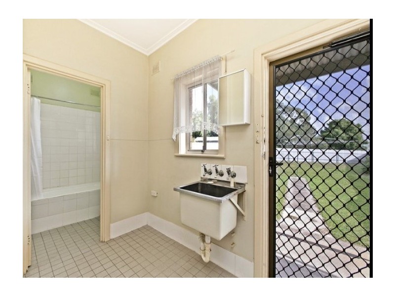 30 Conyngham Street, Elizabeth East SA 5112