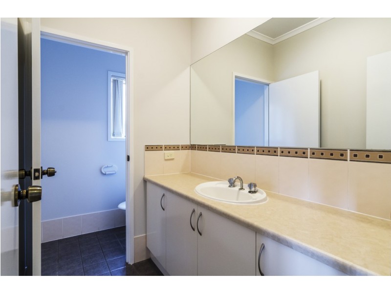 200 Sanctuary Drive, Mawson Lakes SA 5095