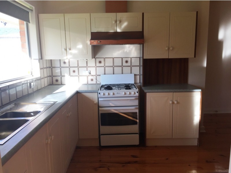 3 Down Court, Para Hills SA 5096