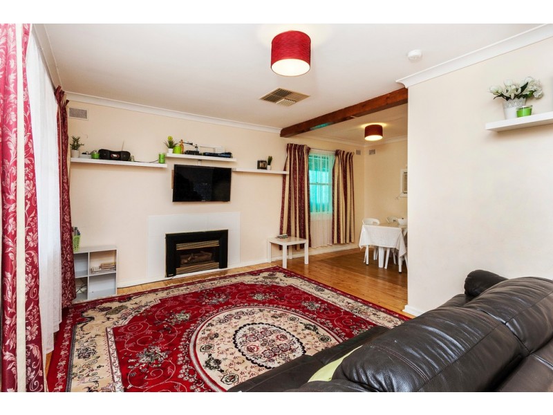 17 Atkinson Road, Elizabeth Downs SA 5113