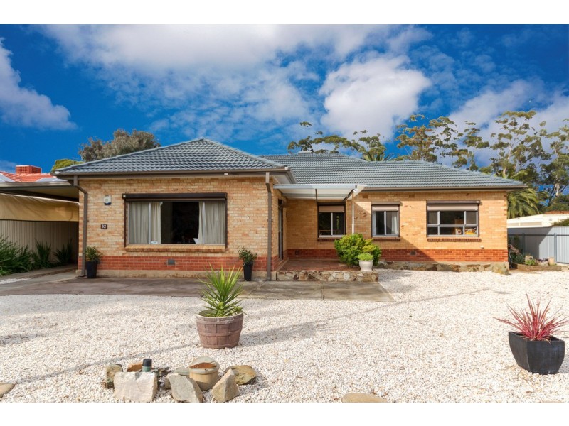 32 Chaddenwick Road, Elizabeth Vale SA 5112