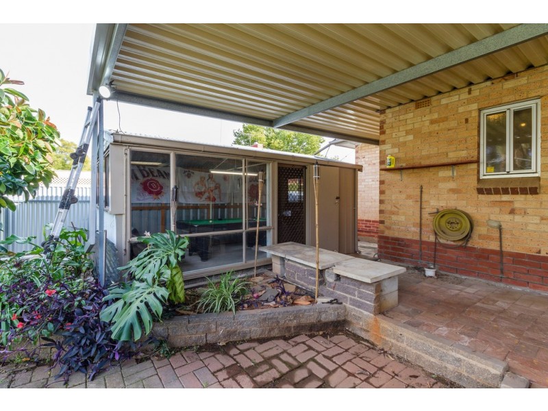 32 Chaddenwick Road, Elizabeth Vale SA 5112