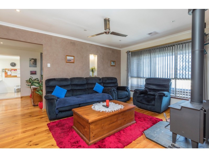 25 Hendrix Cres, Paralowie SA 5108