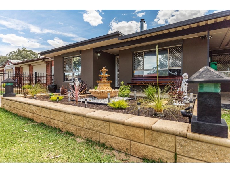 25 Hendrix Cres, Paralowie SA 5108