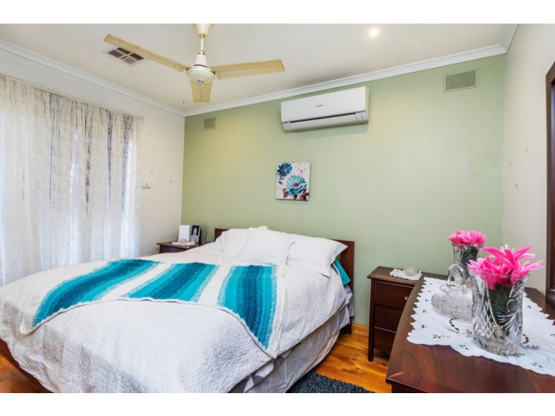 25 Hendrix Cres, Paralowie SA 5108