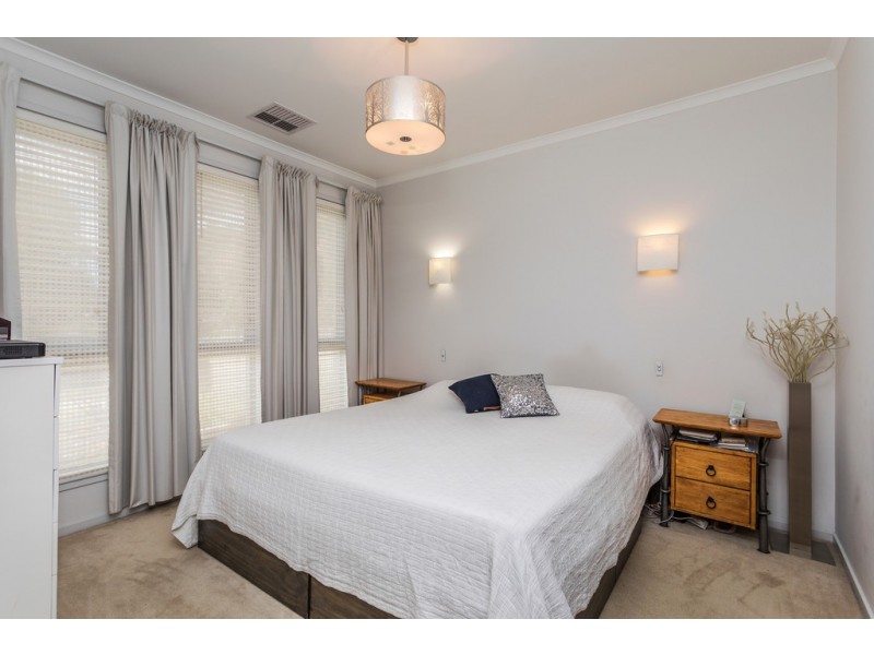 3 Shackleton Place, Flinders Park SA 5025