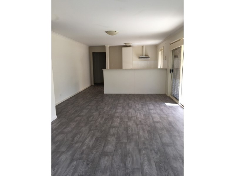 33 Golden Circuit, Parafield Gardens SA 5107