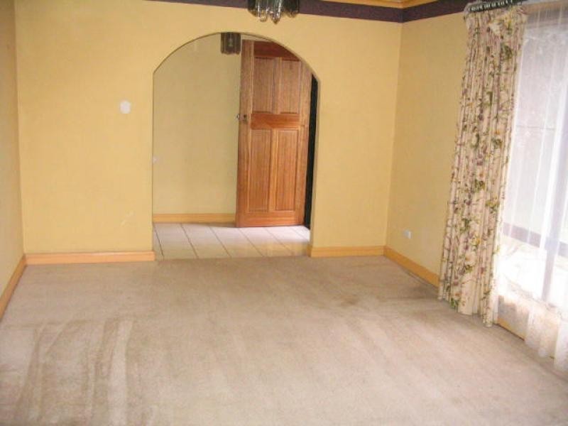 25 McEwin Avenue, Redwood Park SA 5097