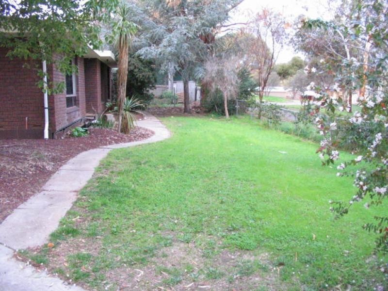 25 McEwin Avenue, Redwood Park SA 5097