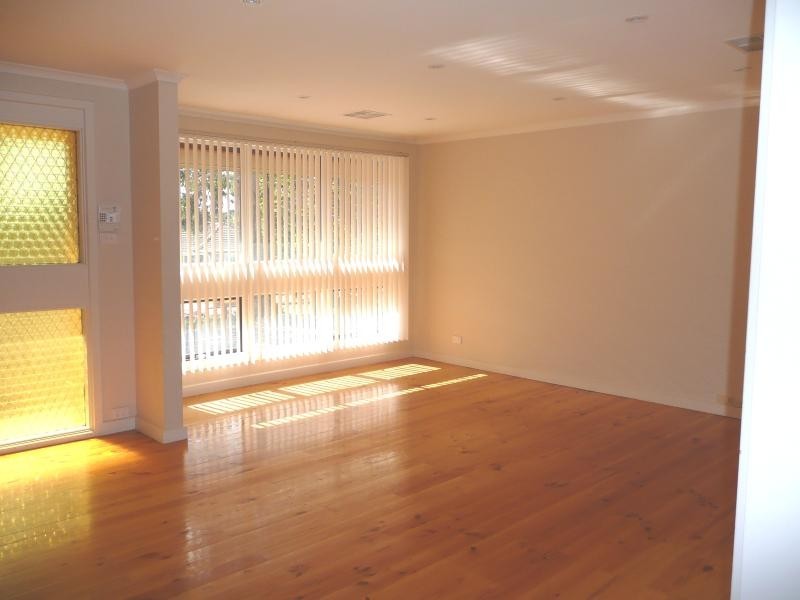 11 Warilda Avenue, Valley View SA 5093