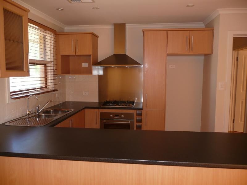 11 Warilda Avenue, Valley View SA 5093