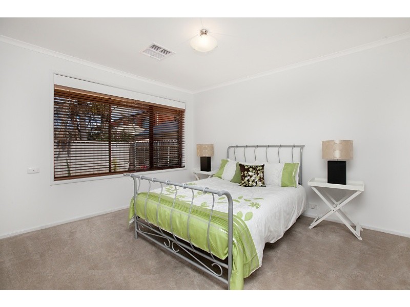 7 Hilditch Drive, Green Fields SA 5107