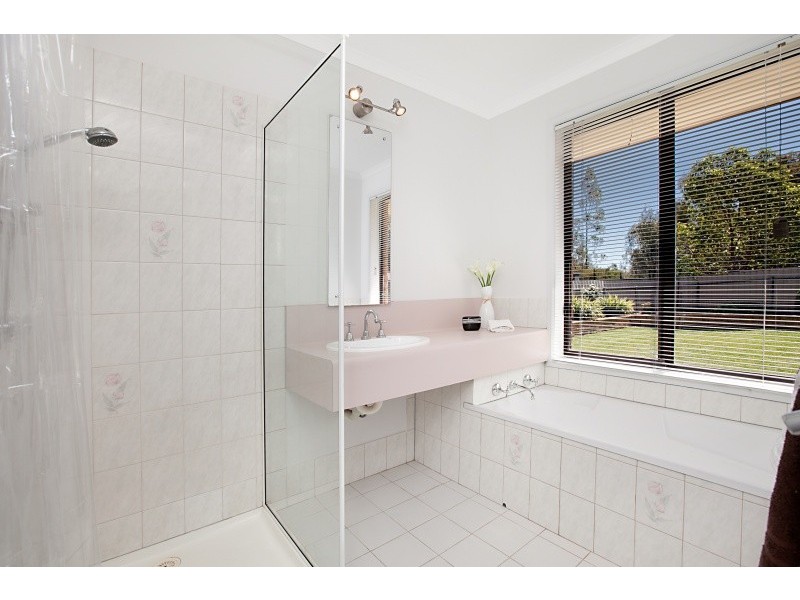 7 Hilditch Drive, Green Fields SA 5107