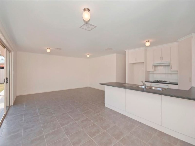 29 Wandana Ave, Gilles Plains SA 5086