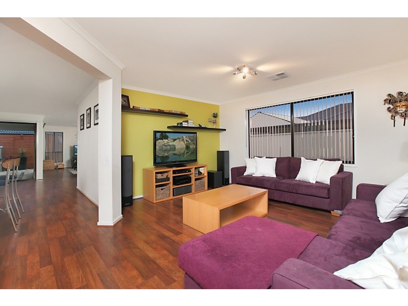 10 Westbourne St, Springbank Waters Estate, Burton SA 5110